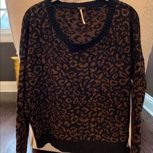 FREE PEOPLE SWEATER